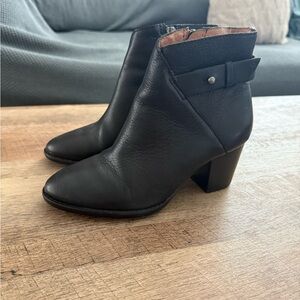 Madewell Black Leather Ankle Boots Sz 5